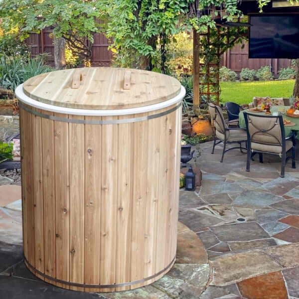 Dundalk - The Baltic Wood Plunge Tub